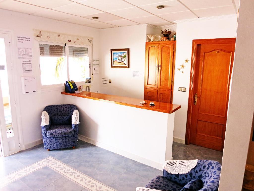 סן חוזה Hostal Brisamar מראה חיצוני תמונה